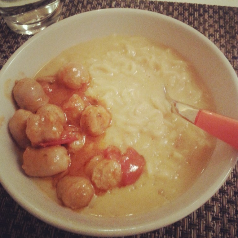 90. Maggi and sausages