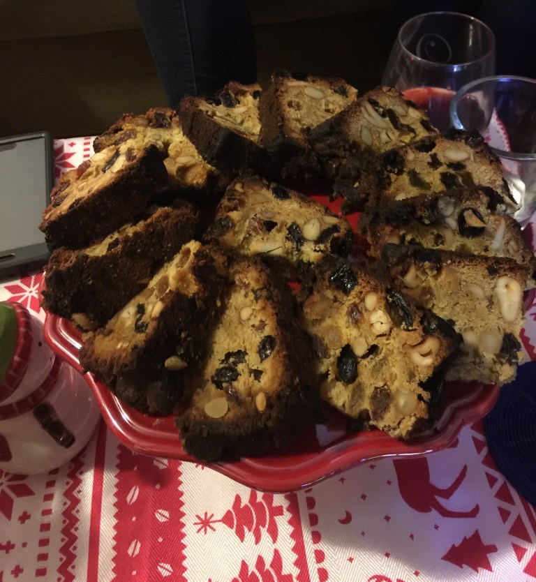 Cake on the cake stand